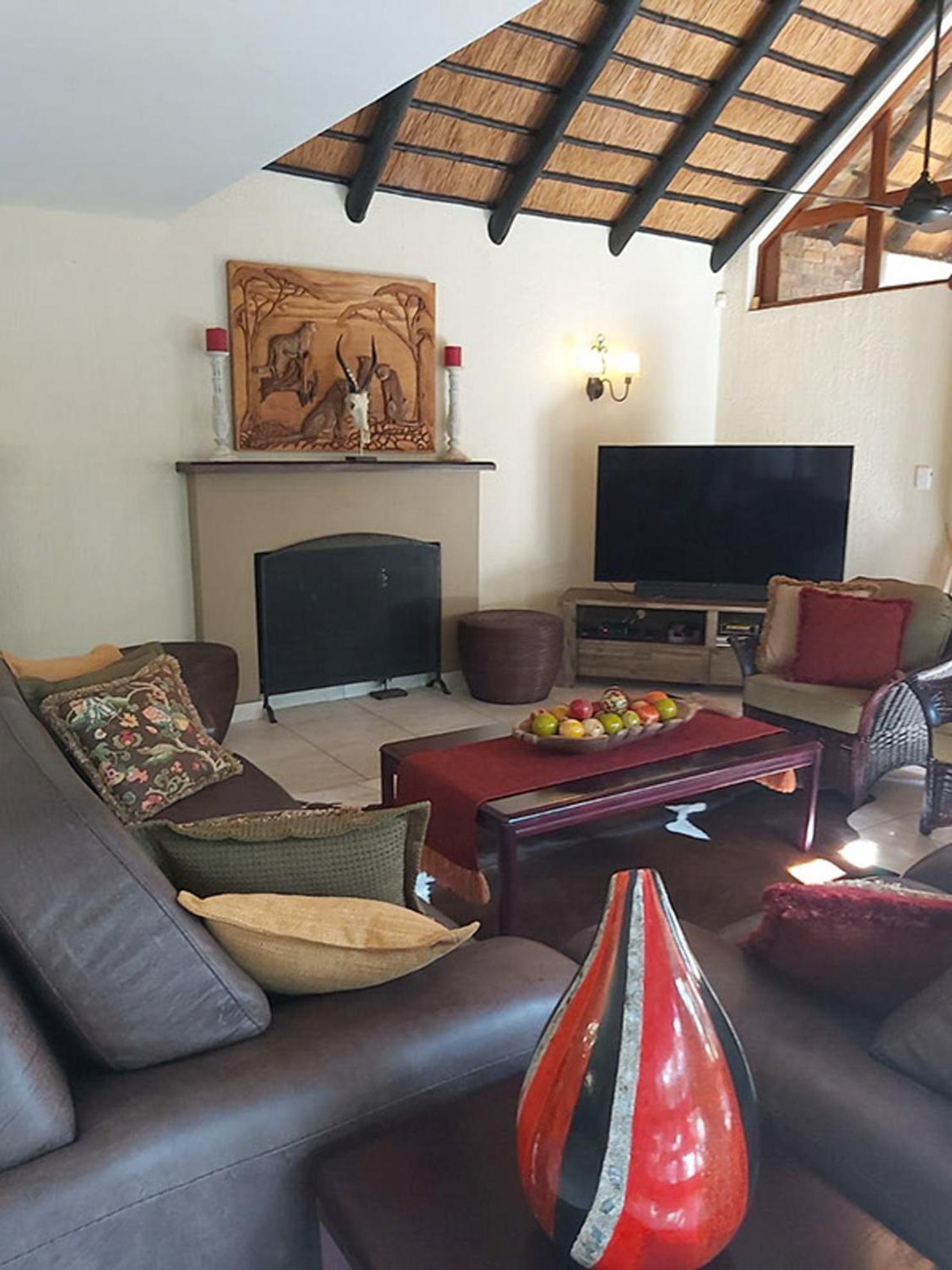 Dreamy 3 Bedroom Villa On The Edge Of The Sabie River In Kruger Park Lodge Hazyview Exteriör bild