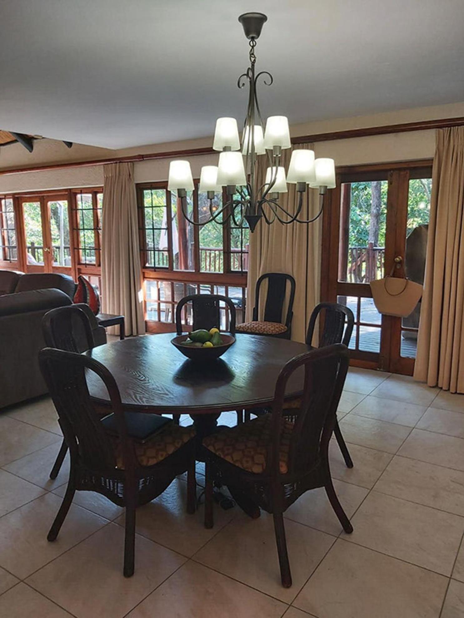 Dreamy 3 Bedroom Villa On The Edge Of The Sabie River In Kruger Park Lodge Hazyview Exteriör bild