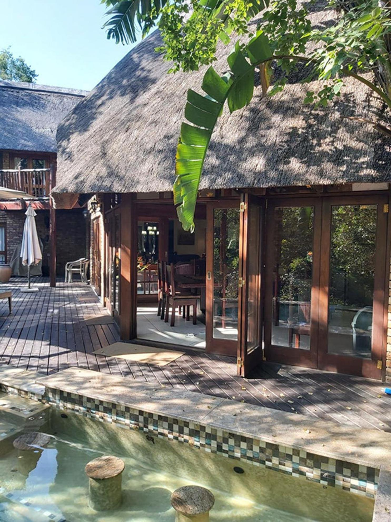 Dreamy 3 Bedroom Villa On The Edge Of The Sabie River In Kruger Park Lodge Hazyview Exteriör bild