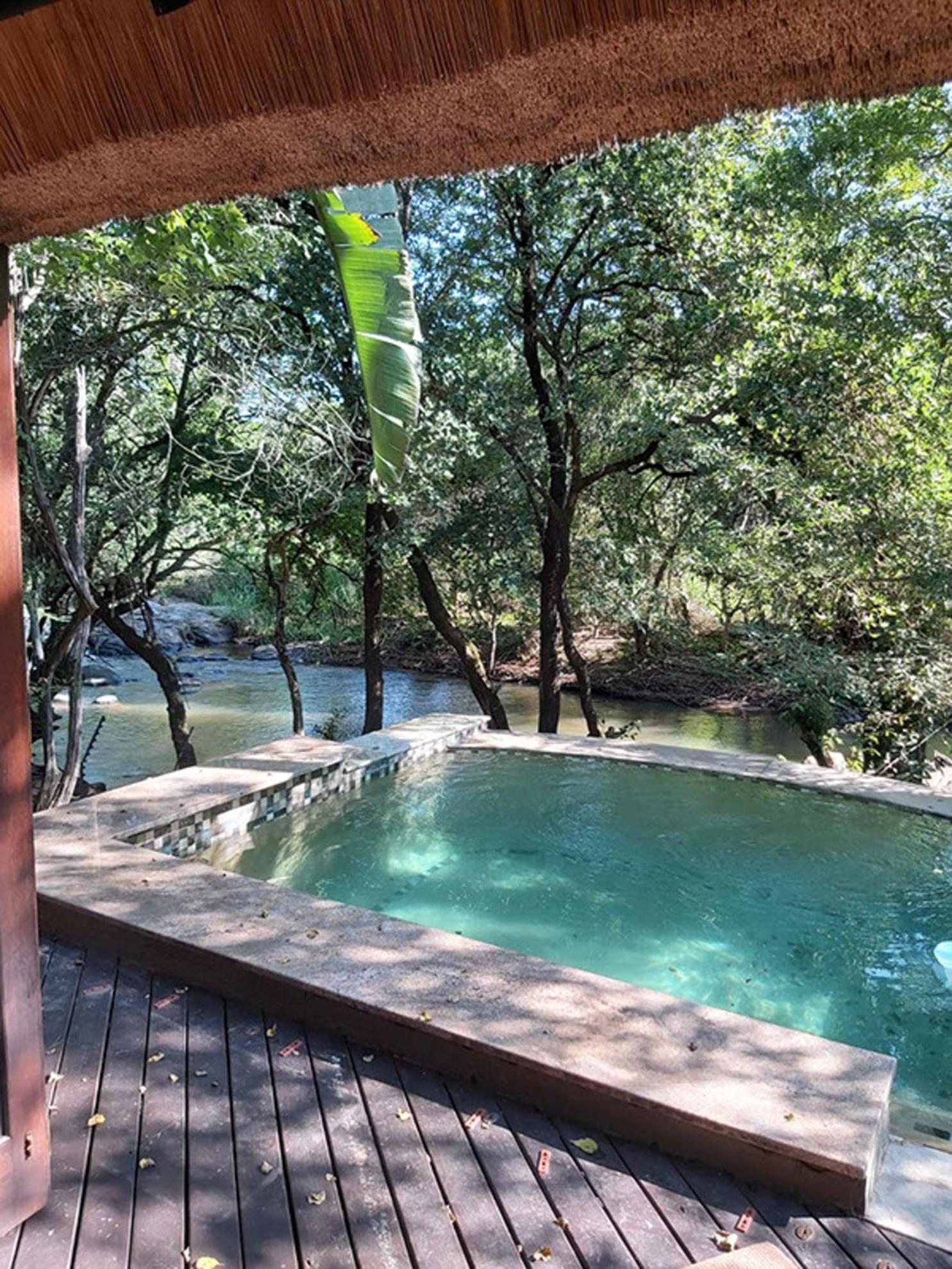 Dreamy 3 Bedroom Villa On The Edge Of The Sabie River In Kruger Park Lodge Hazyview Exteriör bild