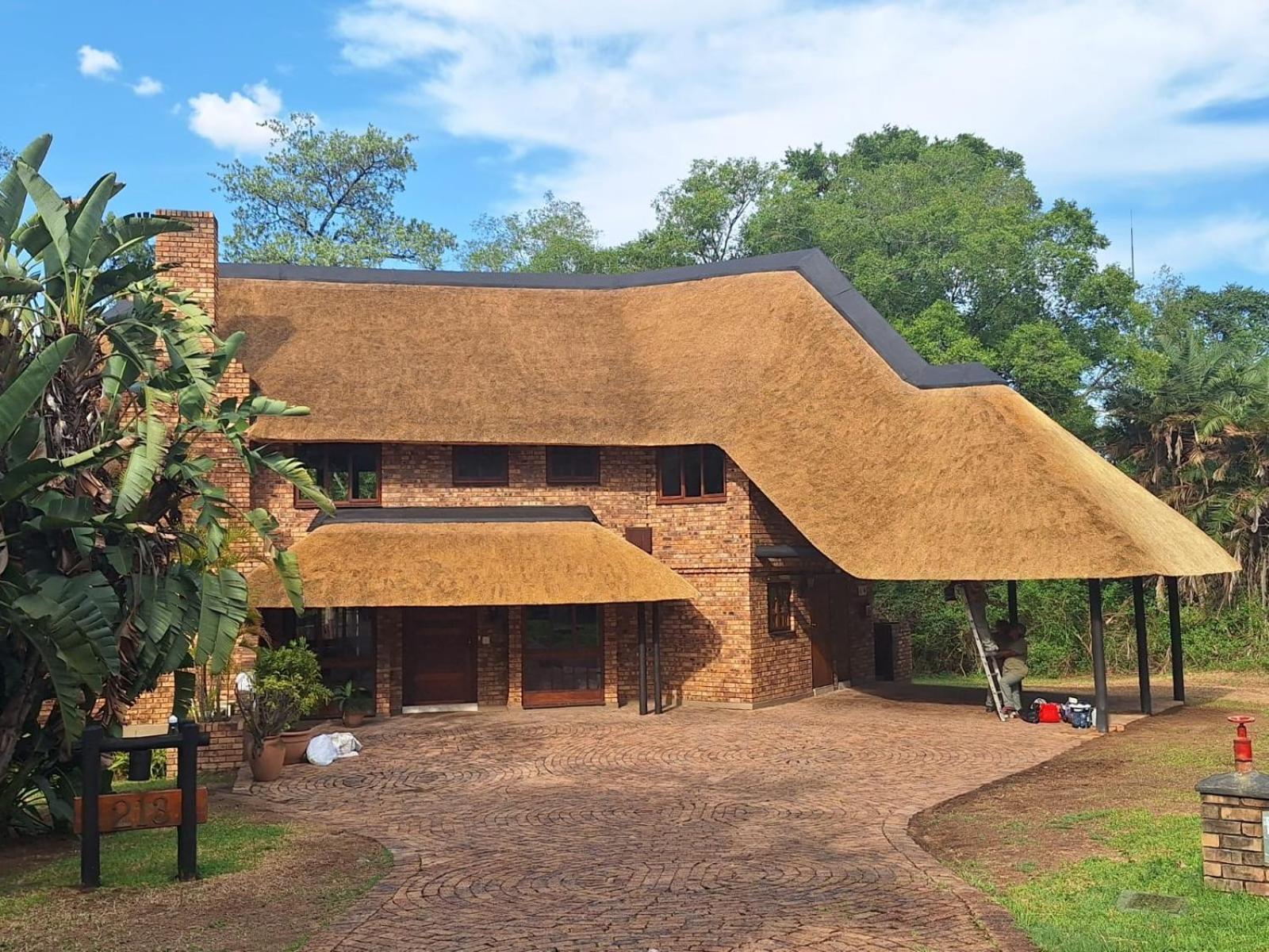 Dreamy 3 Bedroom Villa On The Edge Of The Sabie River In Kruger Park Lodge Hazyview Exteriör bild